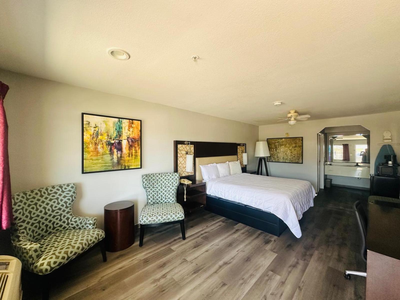 Executive Inn & Suites West Columbia Exterior photo